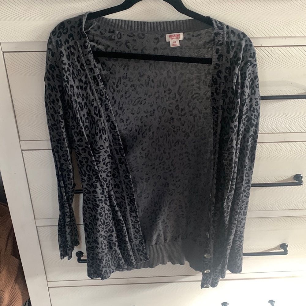 Mossimo leopard sweater